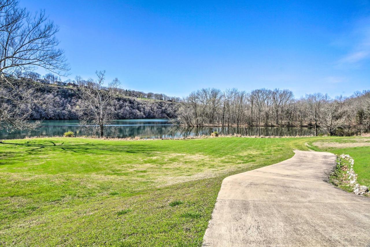 The Cozy Cottage With Lake Taneycomo Access! برانسون المظهر الخارجي الصورة